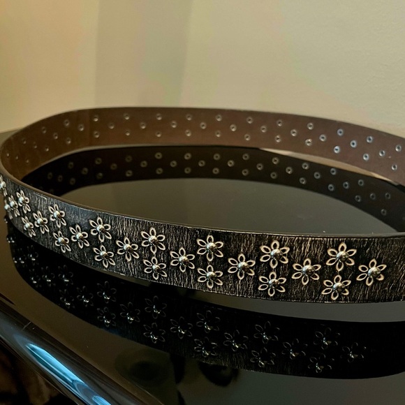Floral Studded Belt for Women-Brown-Approximate Size L - Picture 3 of 5